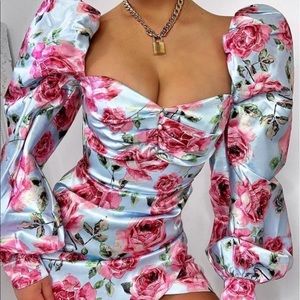 Gorgeous- puff sleeve sweetheart neck rose printed silky mini dress.